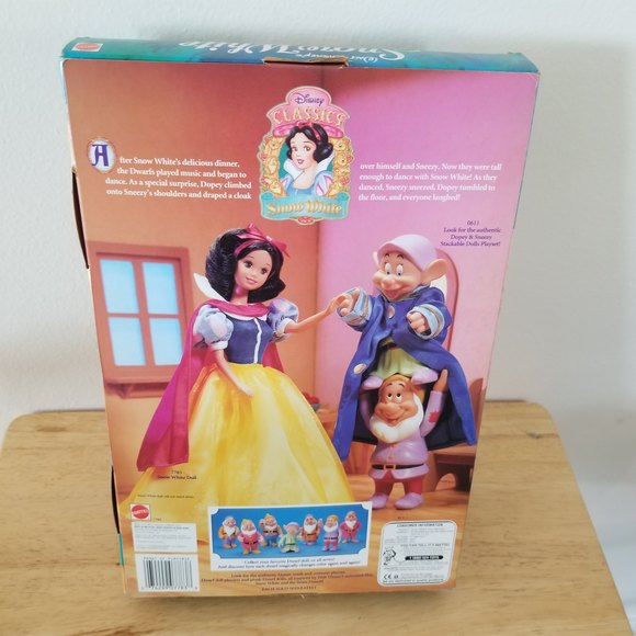 Walt Disney's Snow White Doll #7783 - Picture 2 of 6